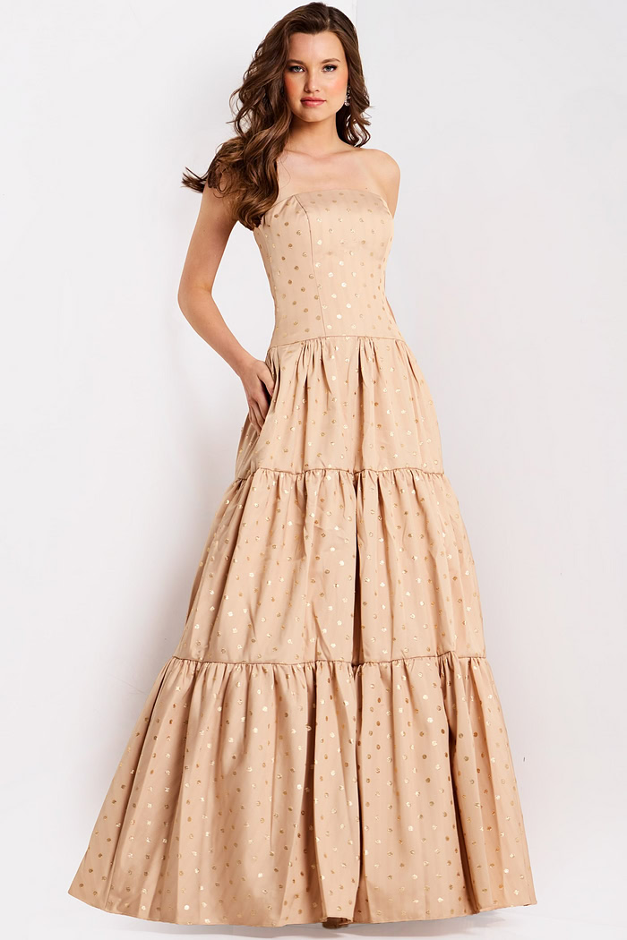 Strapless tiered gown 49341