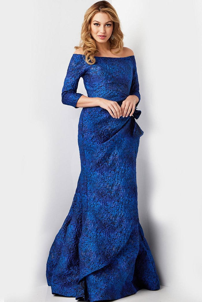 Model wearing Jovani 09550 blue dress with bow detail