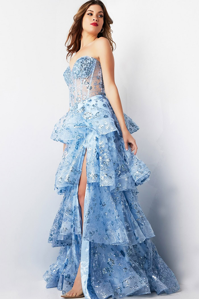 Side view of model in Jovani 38528 light blue dress with sweetheart neckline