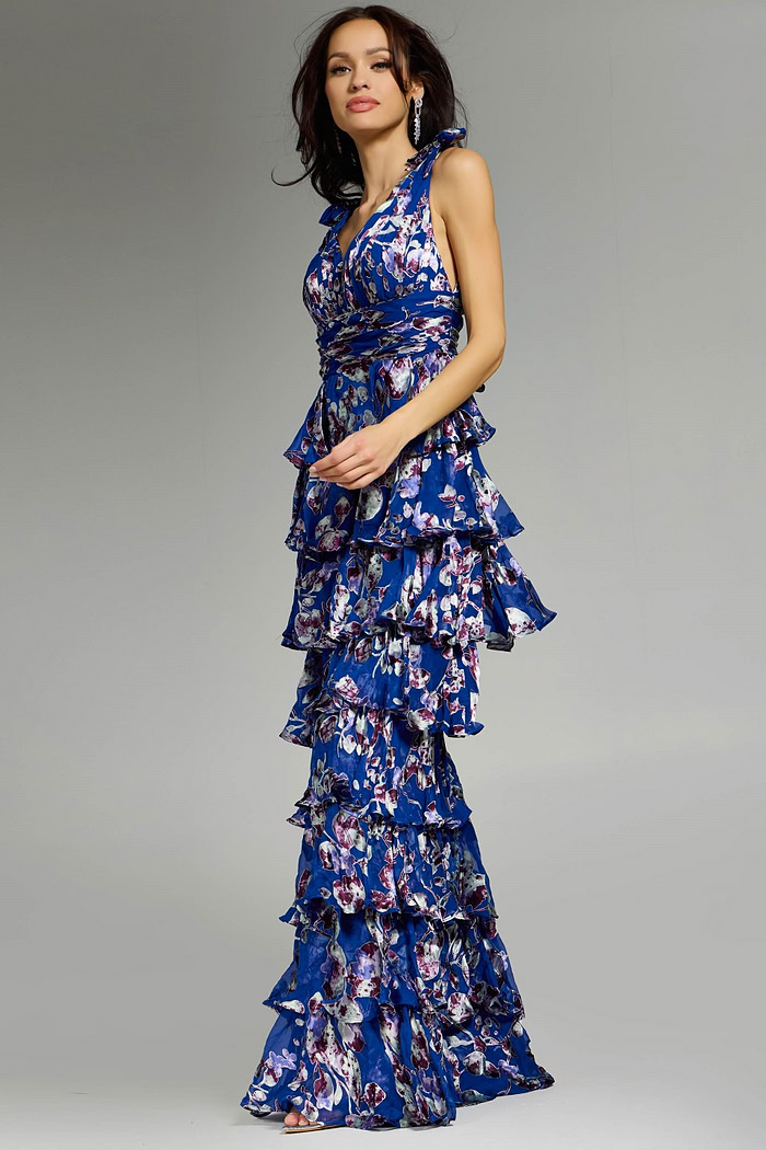 Model wearing Jovani dress 42381.