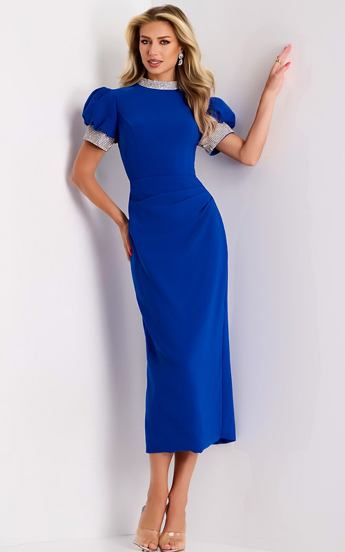 Model wearing Jovani dress 43773-1.