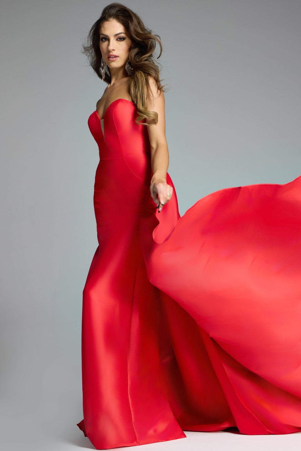 Model wearing Jovani dress 44180.