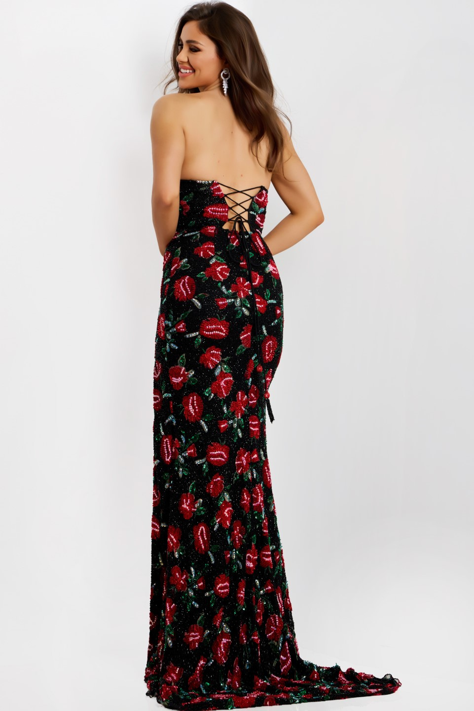 Model wearing Jovani dress 44633.