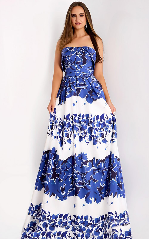 Model wearing Jovani dress 44720.