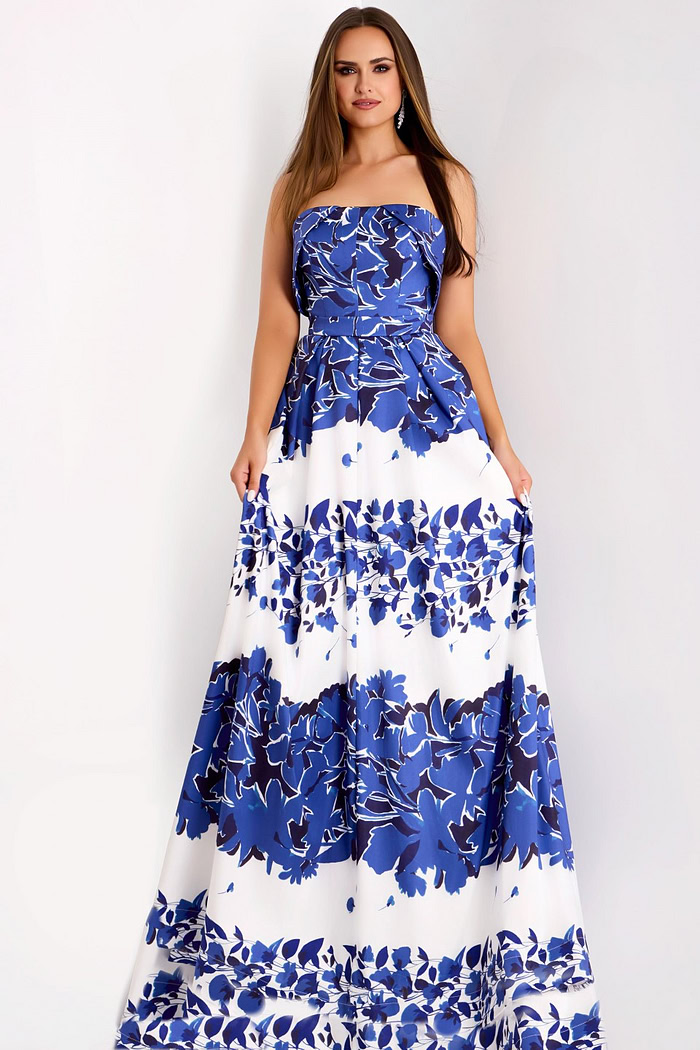 Model wearing Jovani dress 44720.