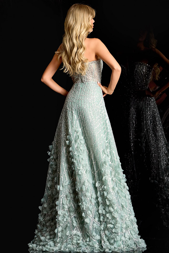 Elegant A-line dress with shimmering beaded design