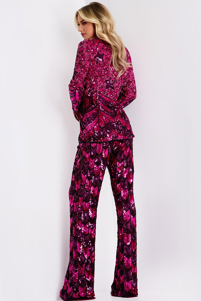 Model wearing Jovani dress 46645.