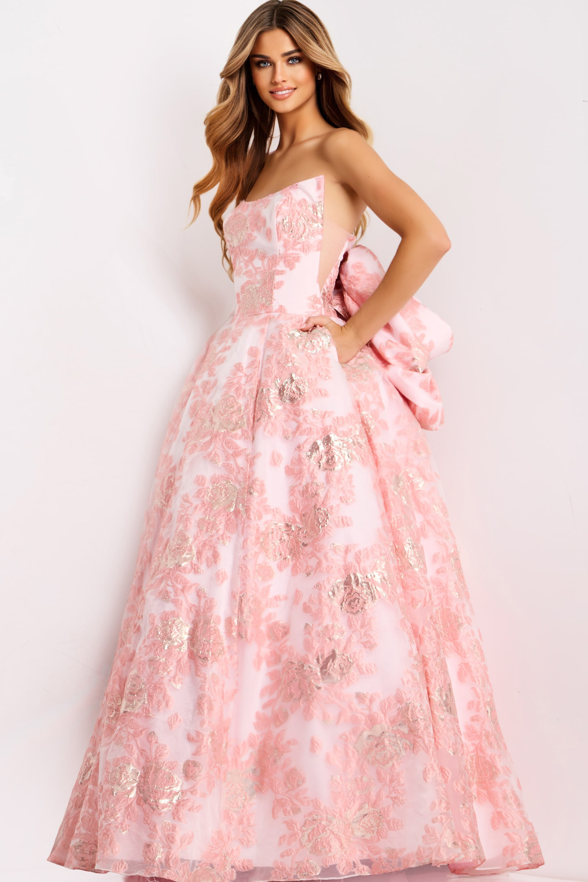 Strapless floral ball gown with bow back