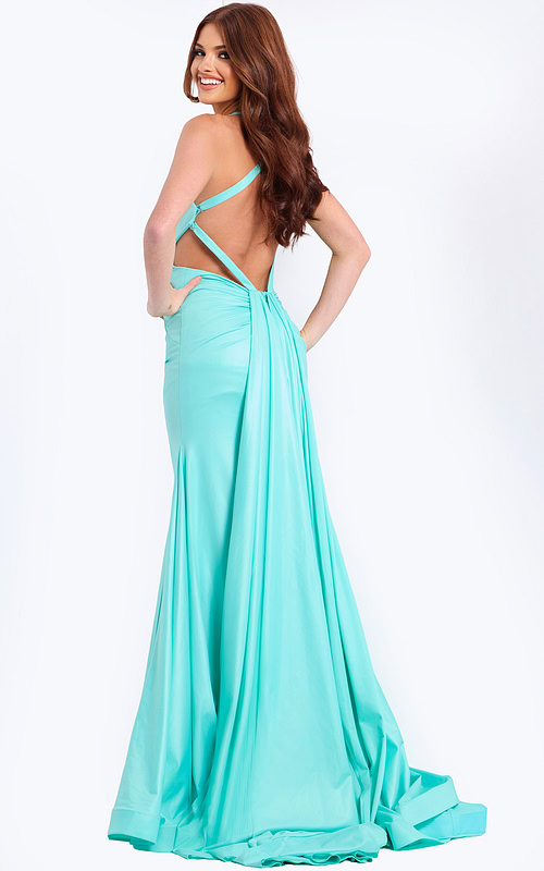 Elegant flowy prom dress with ruched waist