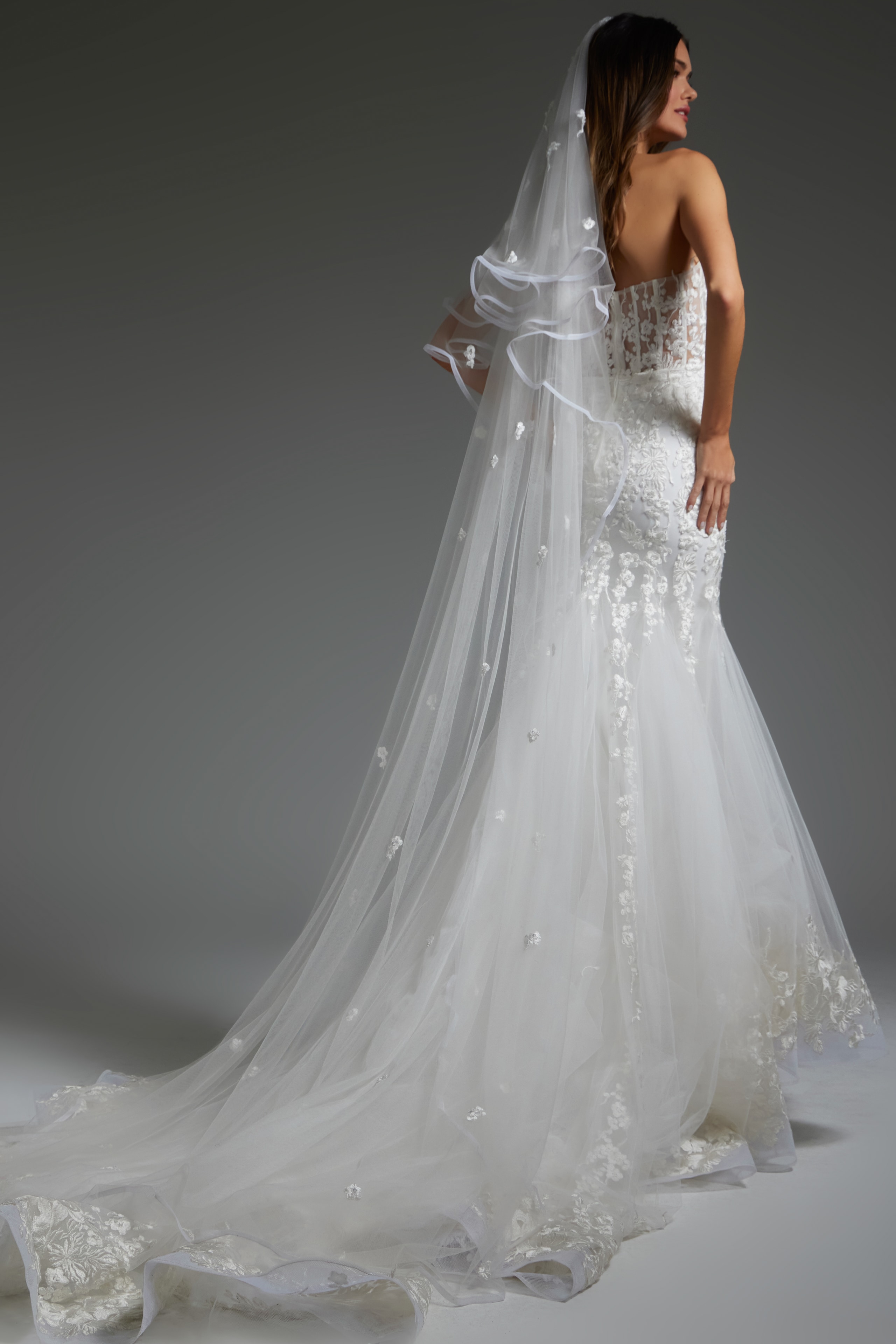 Model showing the Jovani JB07260 gown