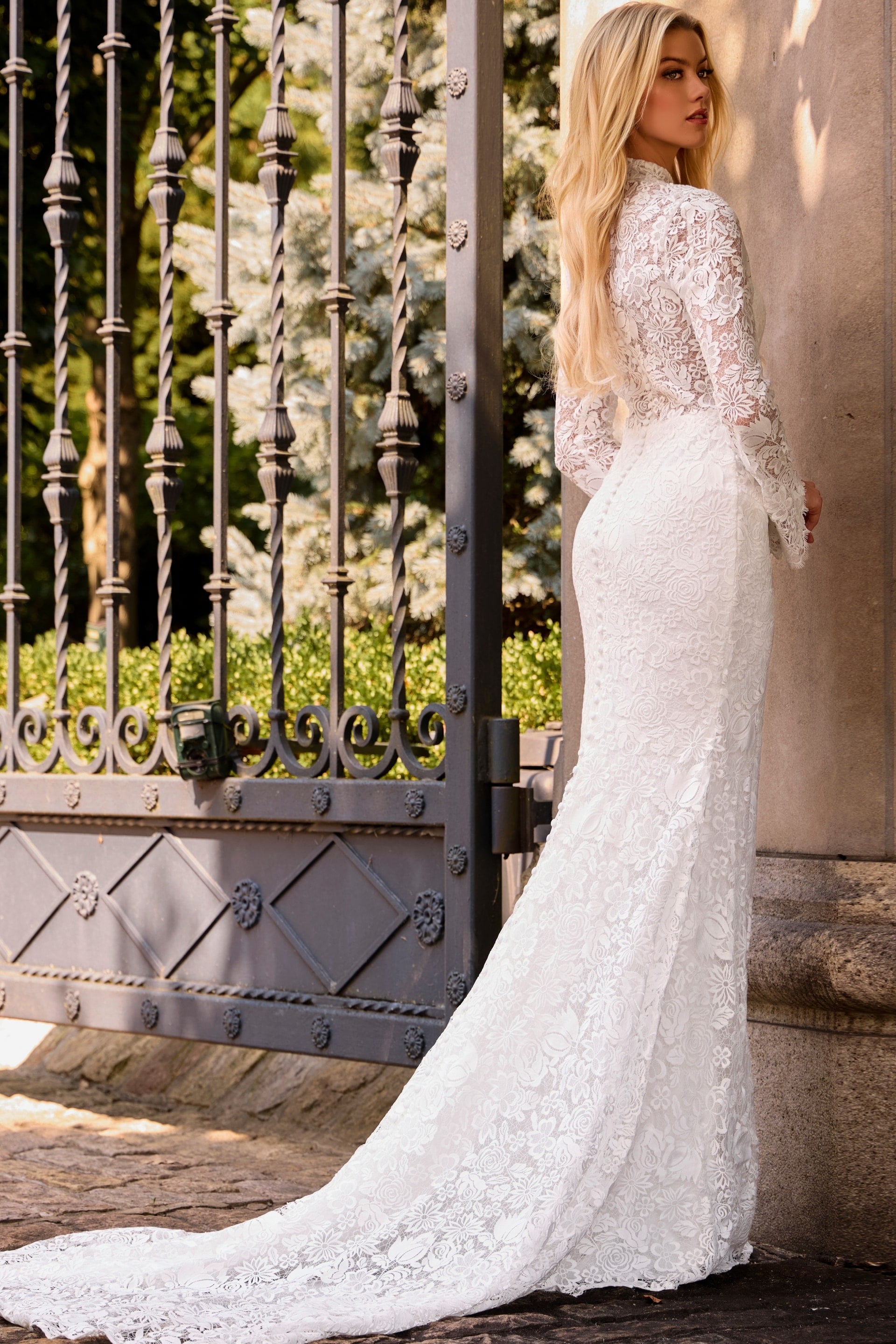 white lace long sleeves dress with long tail JB45767